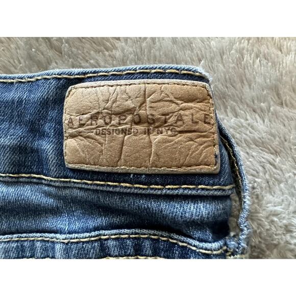 EUC Aeropostale Jeans 2 Women Regular Size Blue Denim Low Rise Curvy Skinny - Picture 13 of 13
